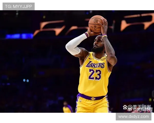 NBA今日焦点：詹姆斯携手浓眉复出 湖人力拼勇士争夺季后赛席位