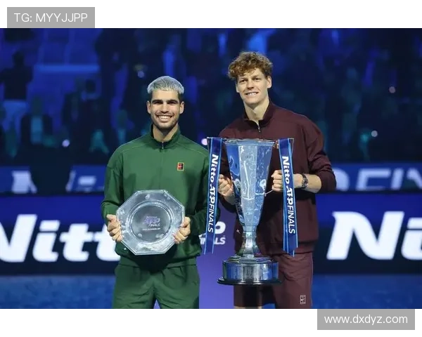 新一届网球大师赛精彩落幕 纳达尔与小威廉姆斯共同夺冠写下历史新篇章