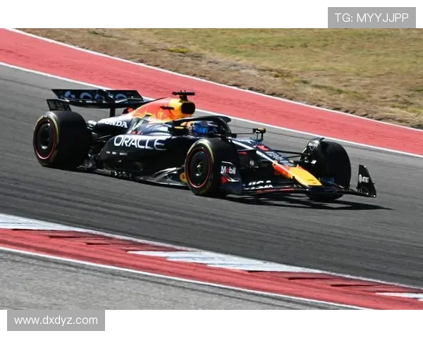 红牛车队策略再成焦点维斯塔潘强势夺冠引发车迷热议