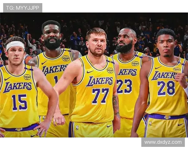 湖人勇士焦点对决升级联盟格局新赛季冠军悬念再起多队竞争态势引热议 湖人勇士焦点对决升级联盟格局新赛季冠军悬念再起多队竞争态势引热议